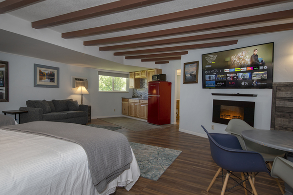 Copper Mountain Full Room View